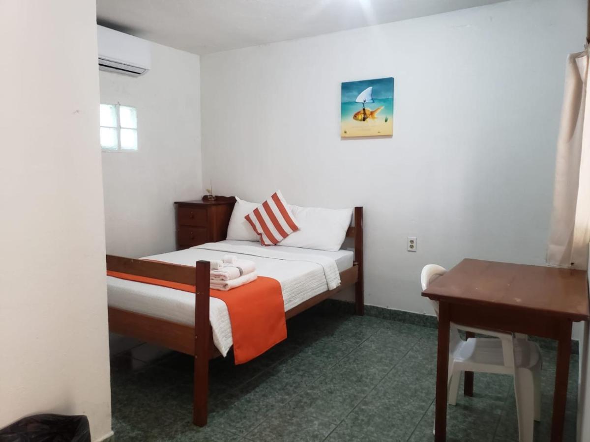 Beach Club Budget Rooms At Popeyes Caye Caulker Luaran gambar