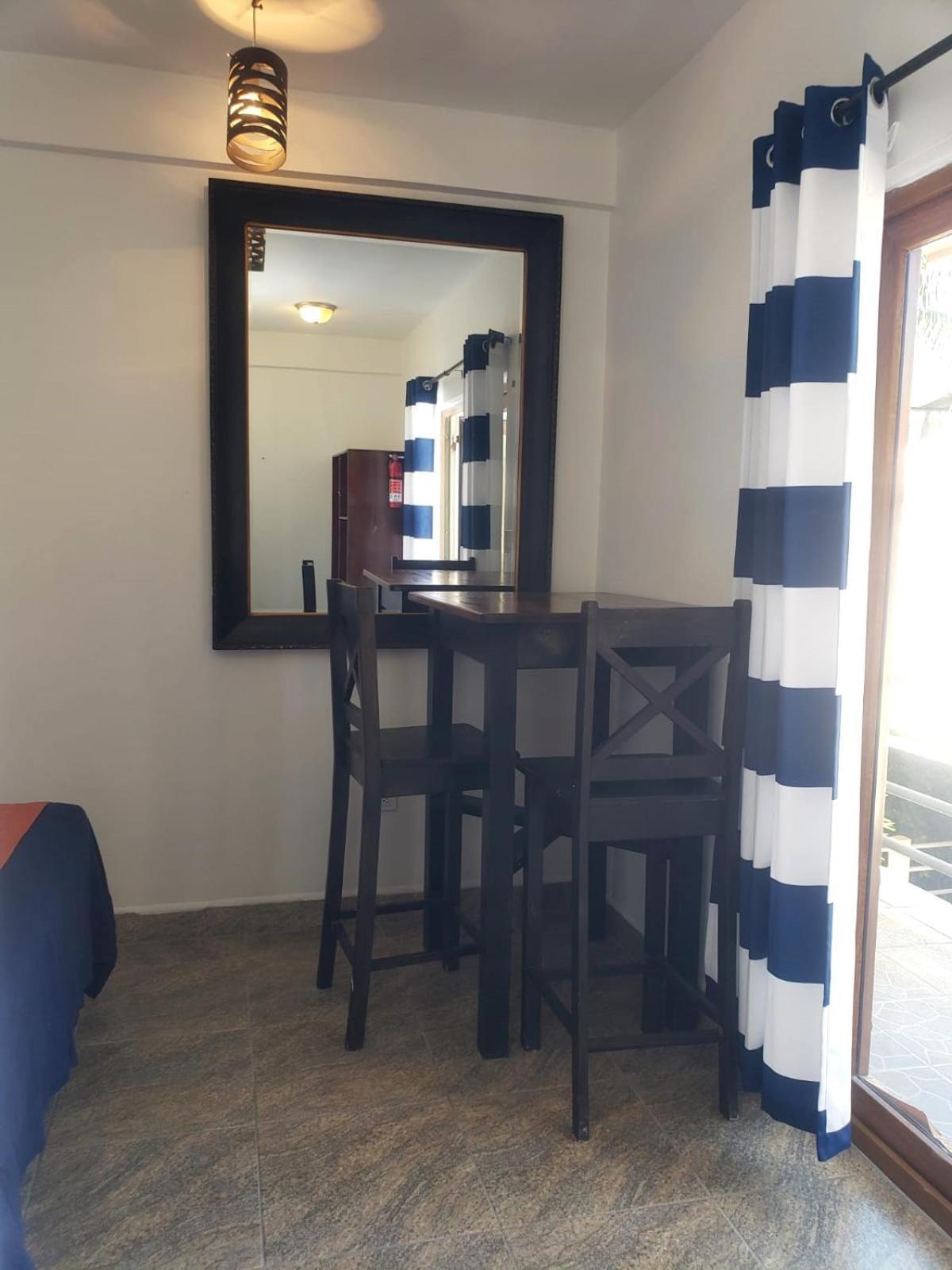Beach Club Budget Rooms At Popeyes Caye Caulker Luaran gambar
