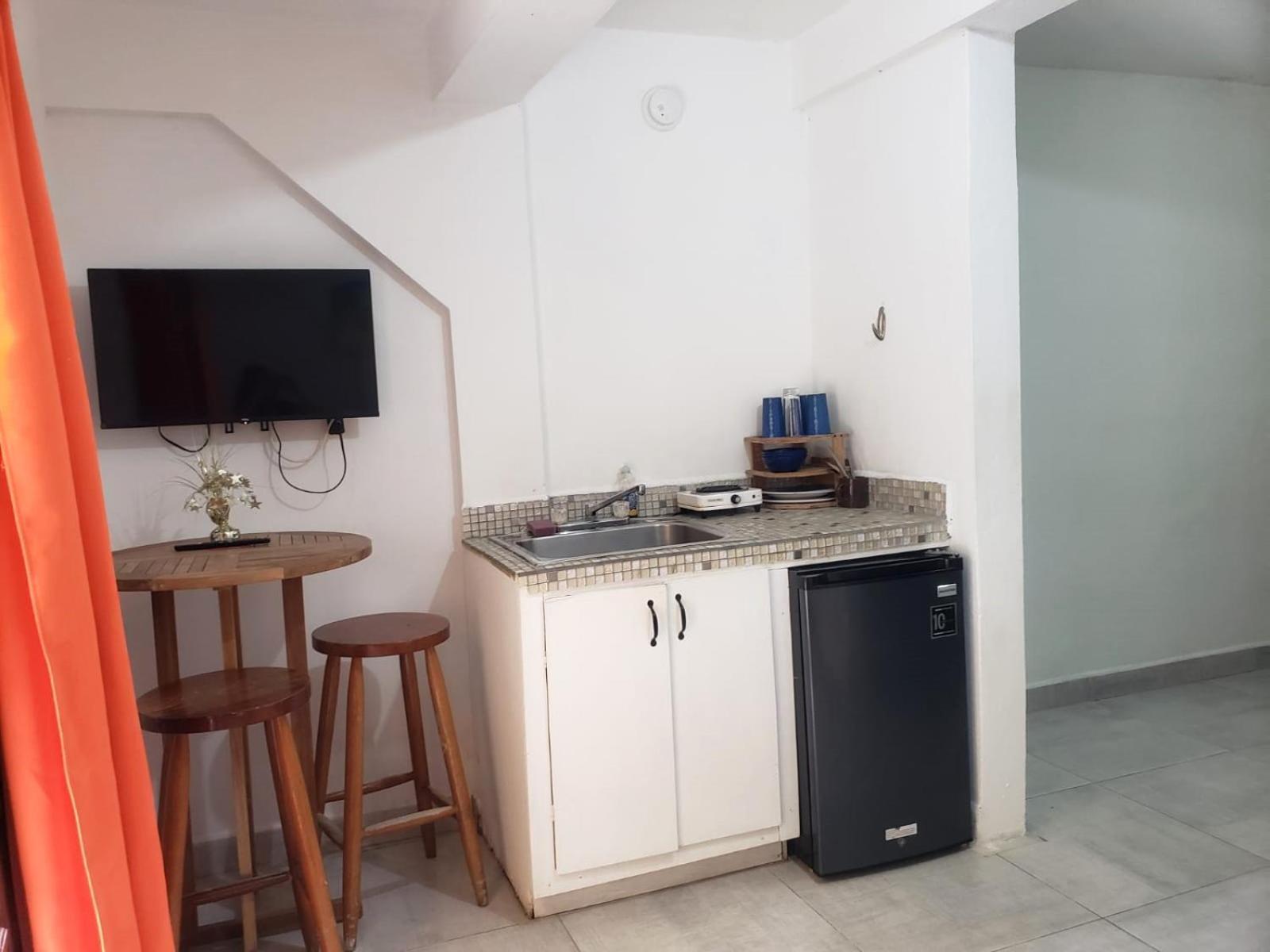 Beach Club Budget Rooms At Popeyes Caye Caulker Luaran gambar